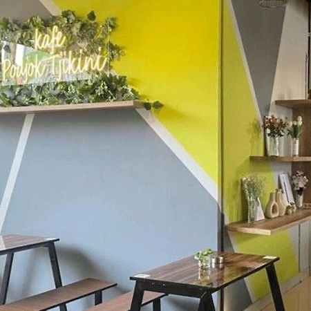 Whiz Hotel Cikini Джакарта Экстерьер фото